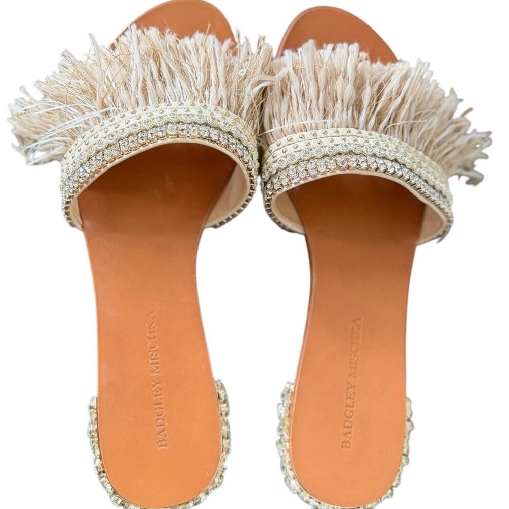 Badgley Mischka Cream Tan Rope Fringe Rhinestone Studded Heel Sandal Beach